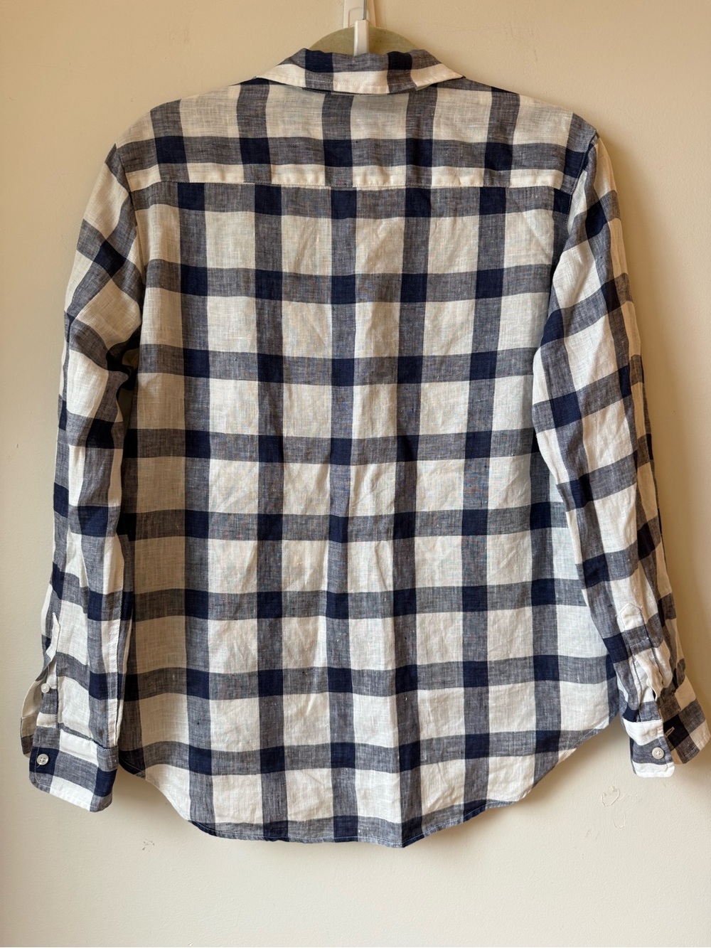 Frank & Eileen 100% Linen navy white plaid button up shirt - Picture 4 of 8